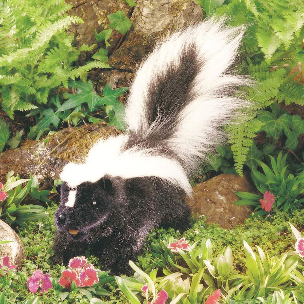 skunk puppet-puppets-Fire the Imagination-Dilly Dally Kids