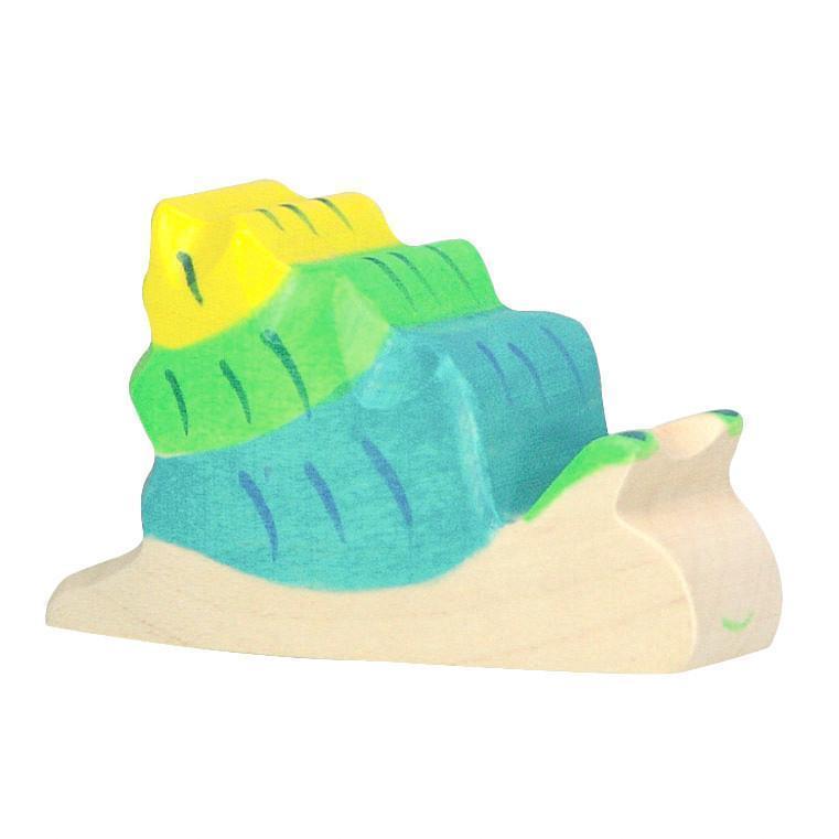 wooden snail-figures-Holztiger-Dilly Dally Kids
