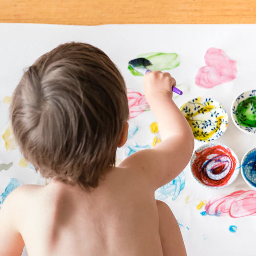 Easy DIY play ideas: aloe paints