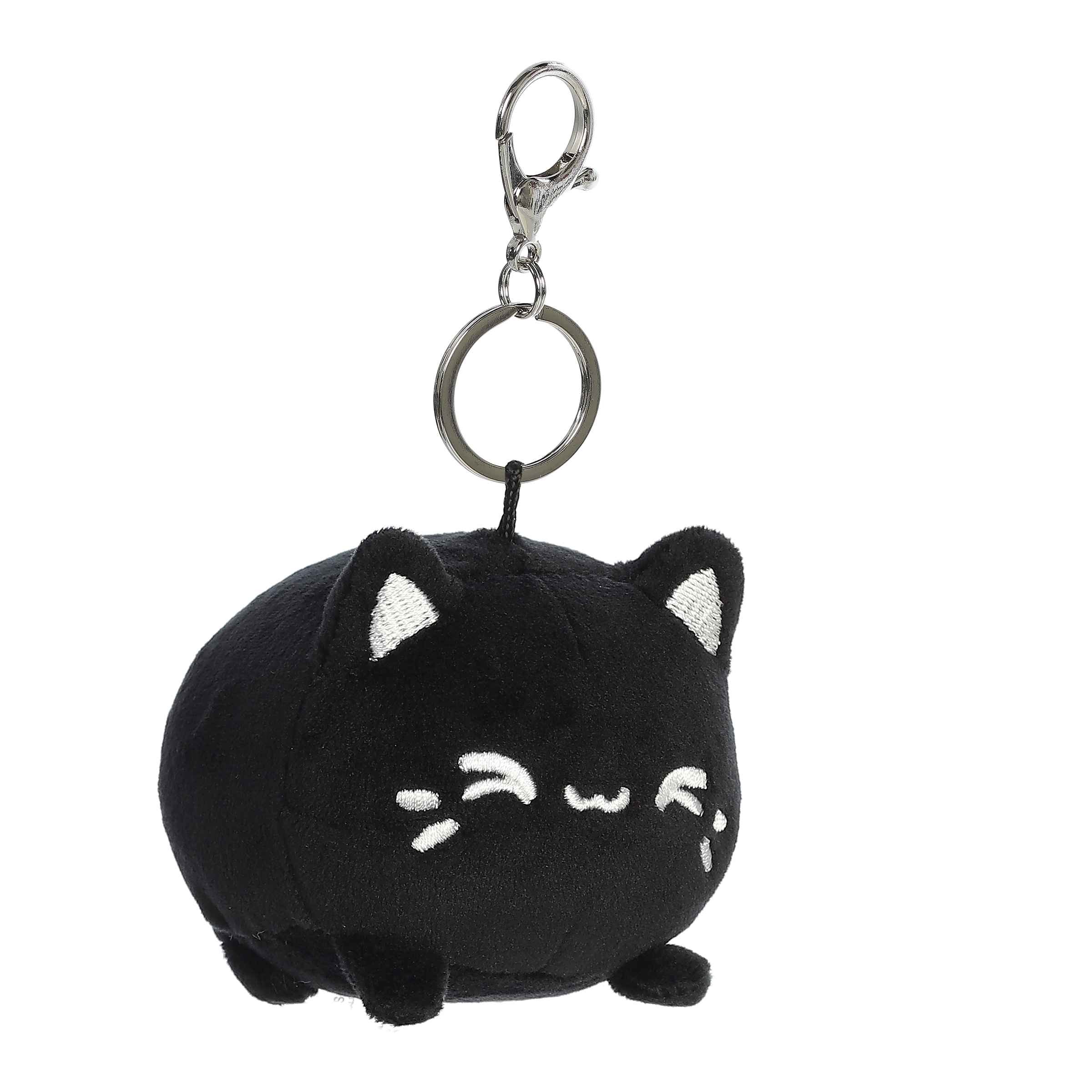 Aurora tasty peach black sesame meowchi keychain – Dilly Dally Kids