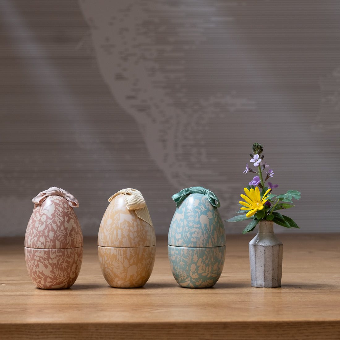 Maileg easter egg with micro lamb, small - dusty mint – Dilly
