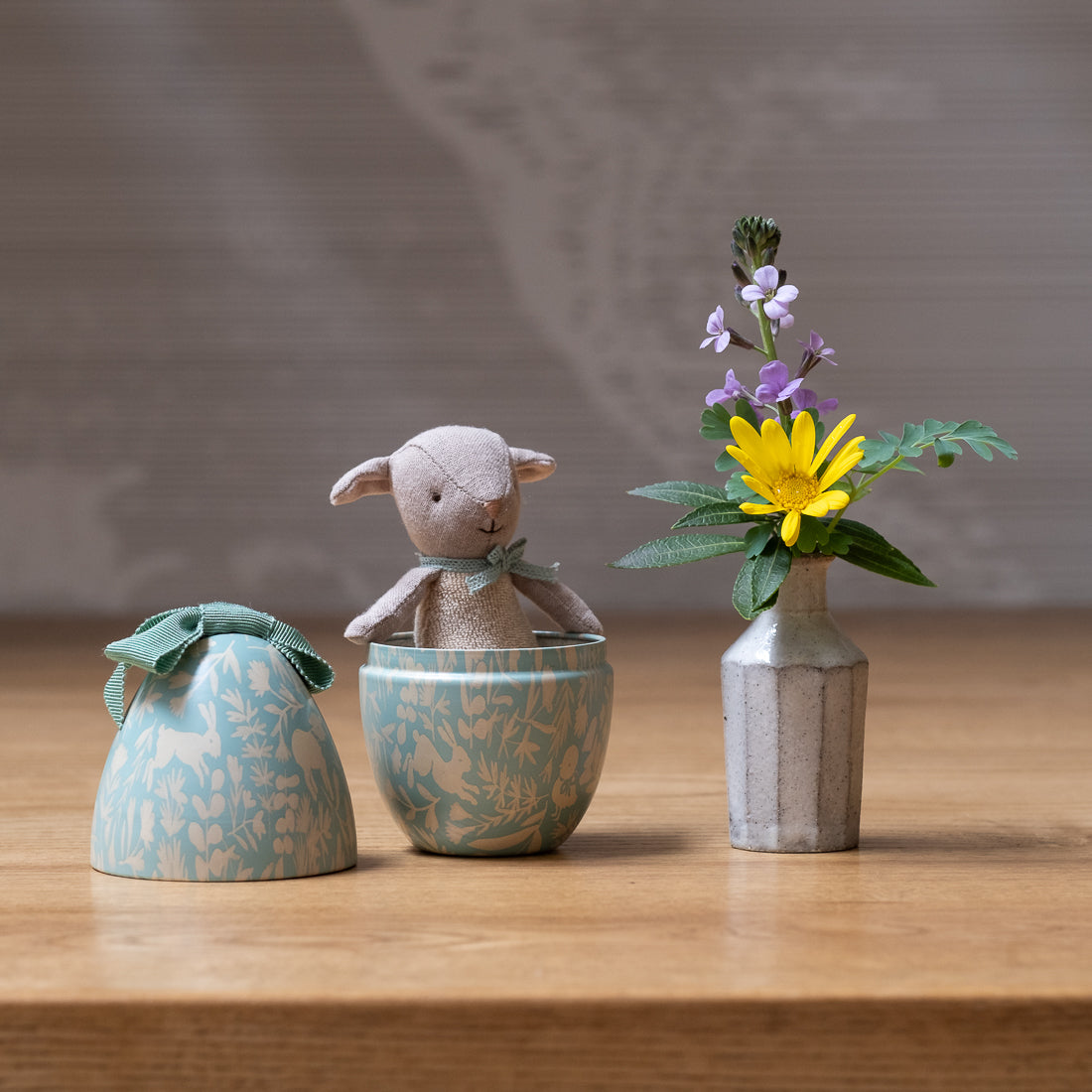 Maileg easter egg with micro lamb, small - dusty mint – Dilly
