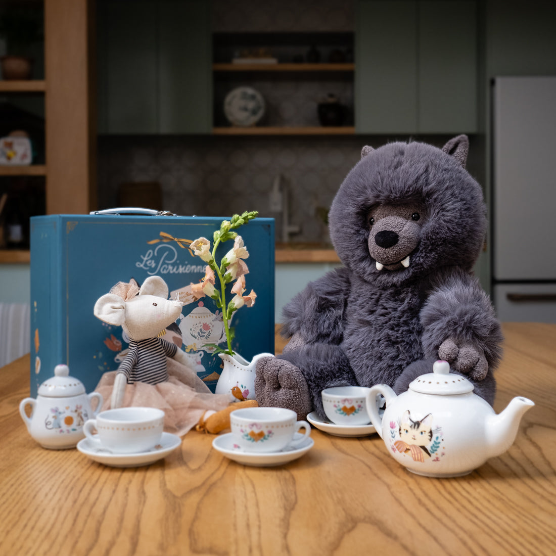 Parisiennes ceramic tea set – Dilly Dally Kids