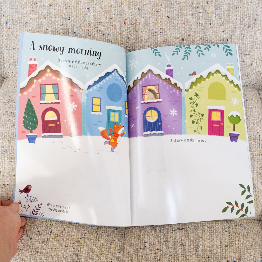 Usborne sparkly winter sticker book – Dilly Dally Kids