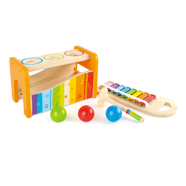 Hape E0506 – Banc à Marteler Arc-en-ciel En Bois, Avec 8 Chevilles Colorées Et Maillet, Jouet éducatif Motricité Dès 12 Mois
